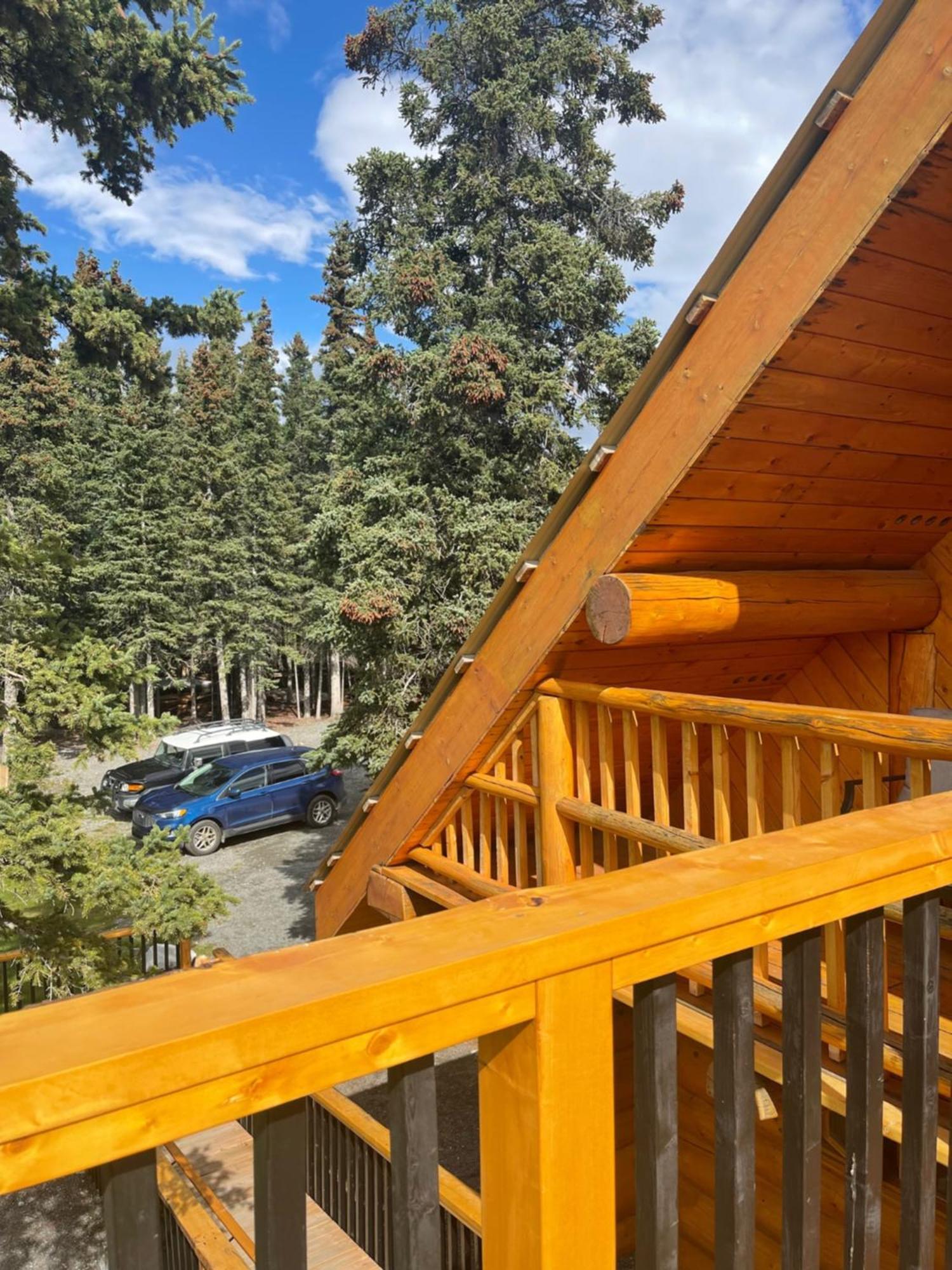 Mount Logan Ecolodge & Retreat Center Haines Junction Buitenkant foto