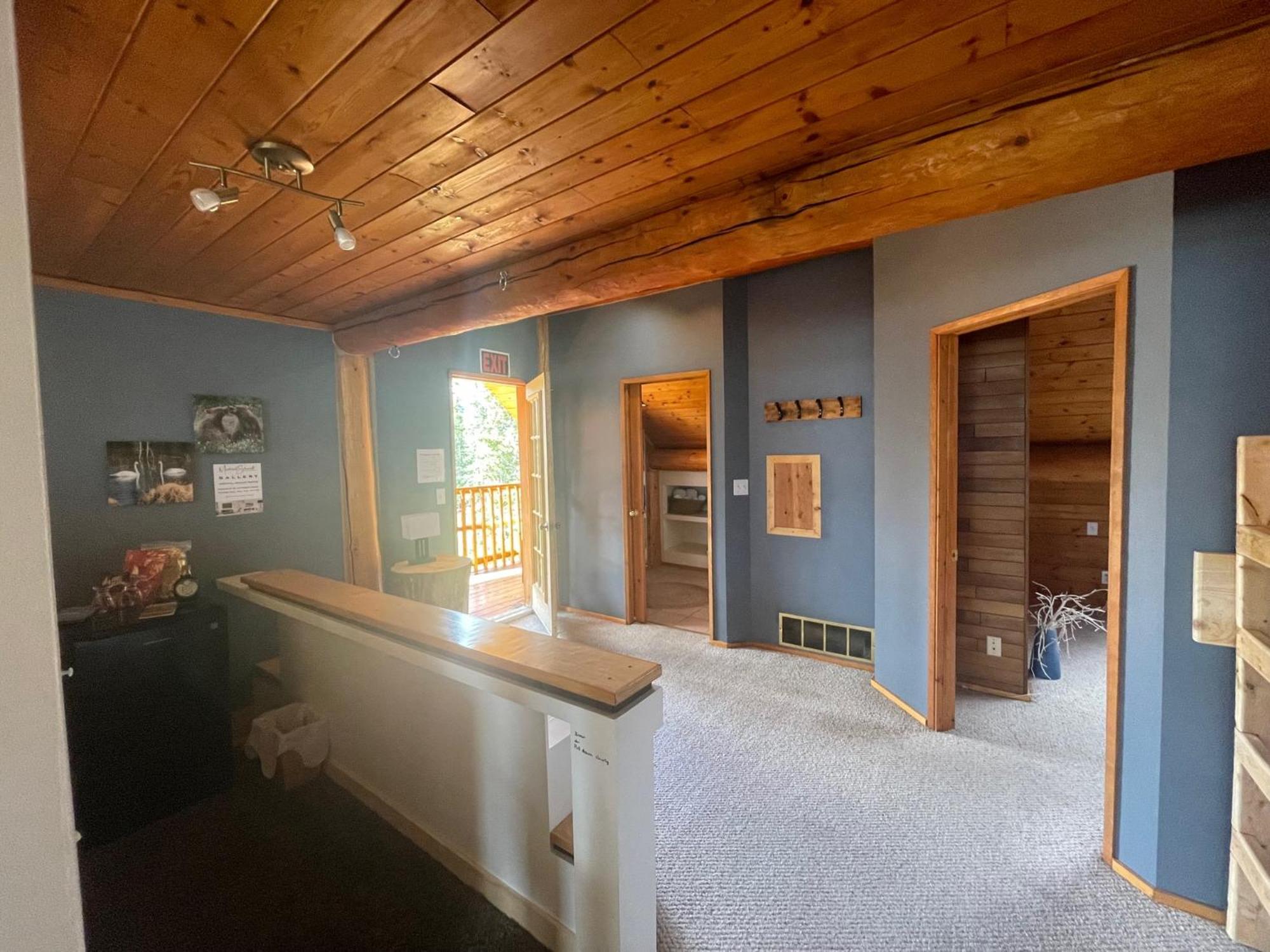 Mount Logan Ecolodge & Retreat Center Haines Junction Buitenkant foto